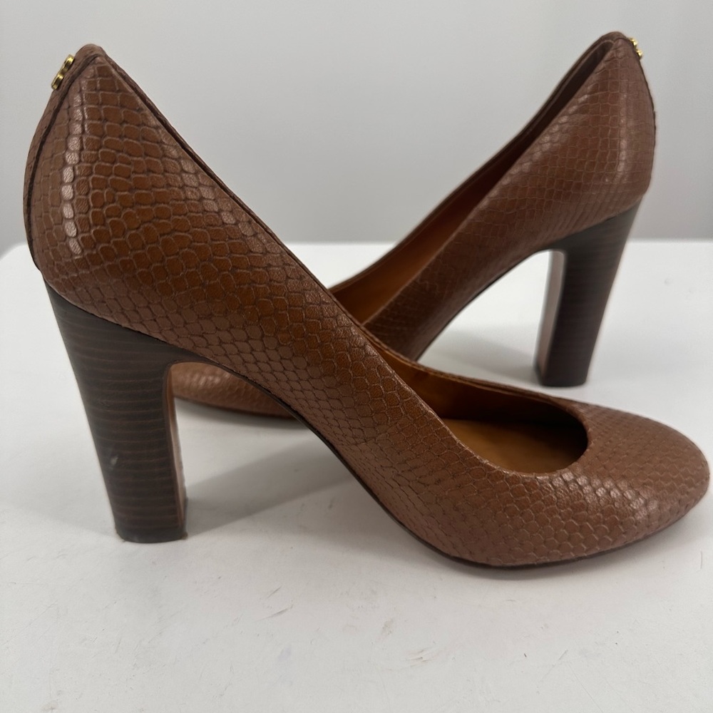 Coach Sue Printed Snakeskin Tan Brown Heels Pumps Size 8.5 - Picture 9 of 11